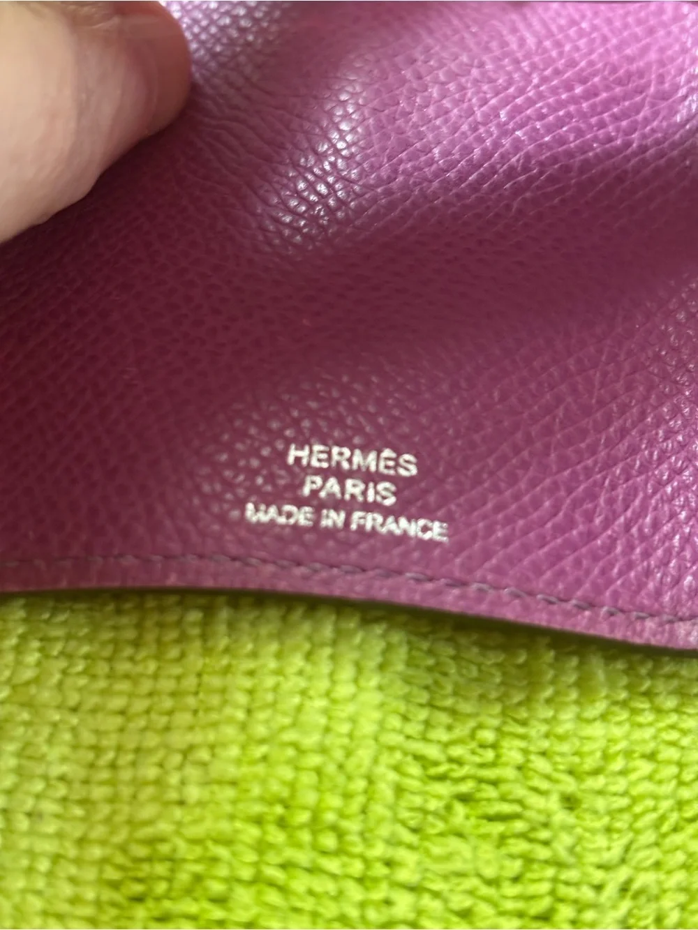 Hermès Béarn 4-Key Case – Anemone Epsom Leather with Palladium Hardware